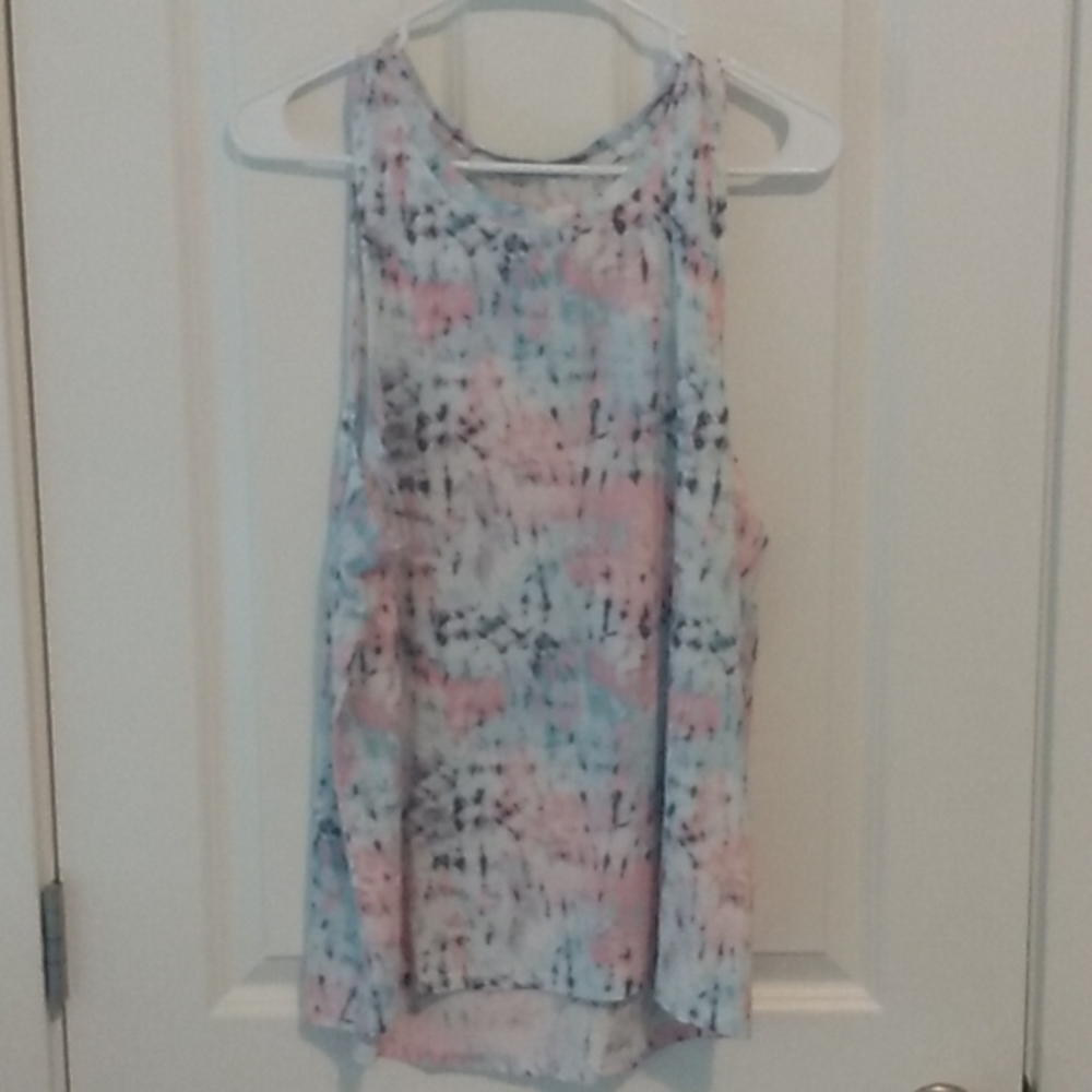 Dip Tank Top Women's Size Large